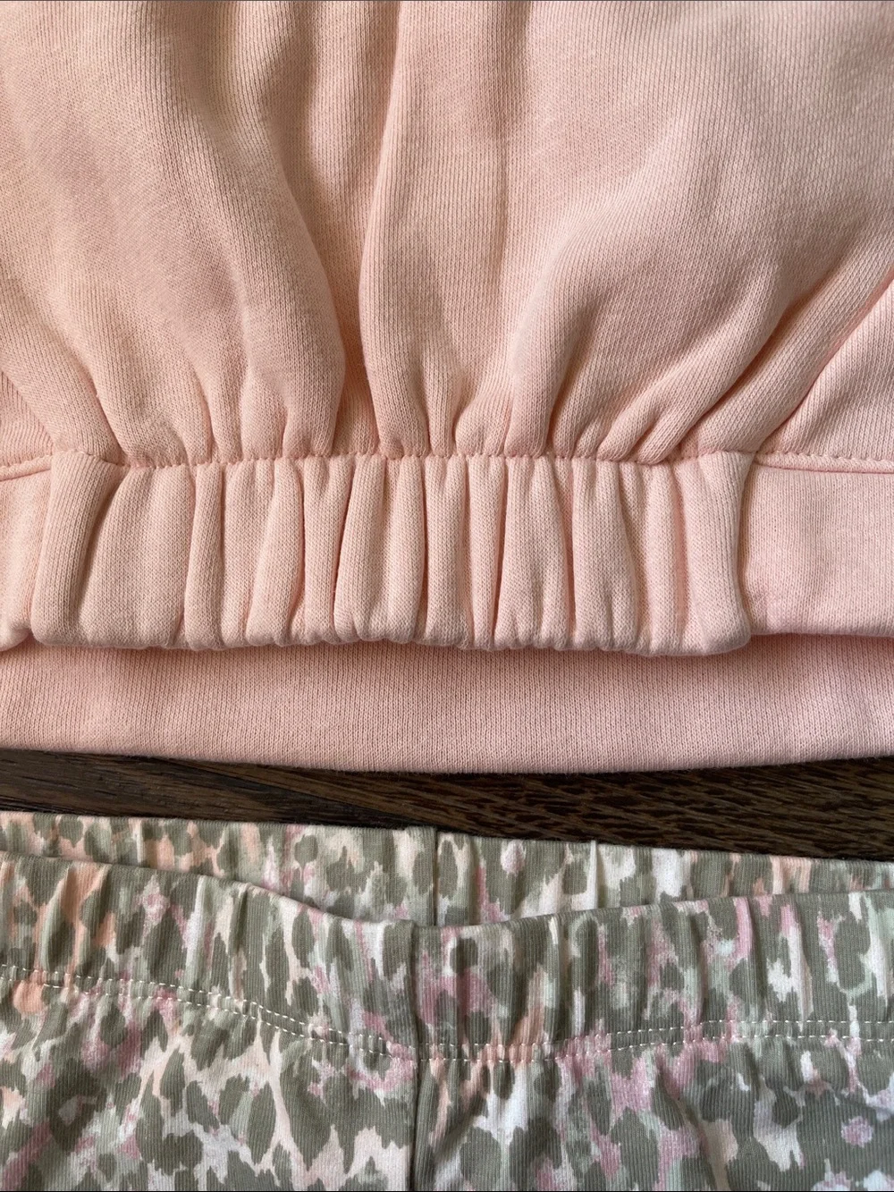 Nike Girls Echo Pink Pullover with Pink and Tan Leopard Print Leggings size 4T - Picture 6 of 8